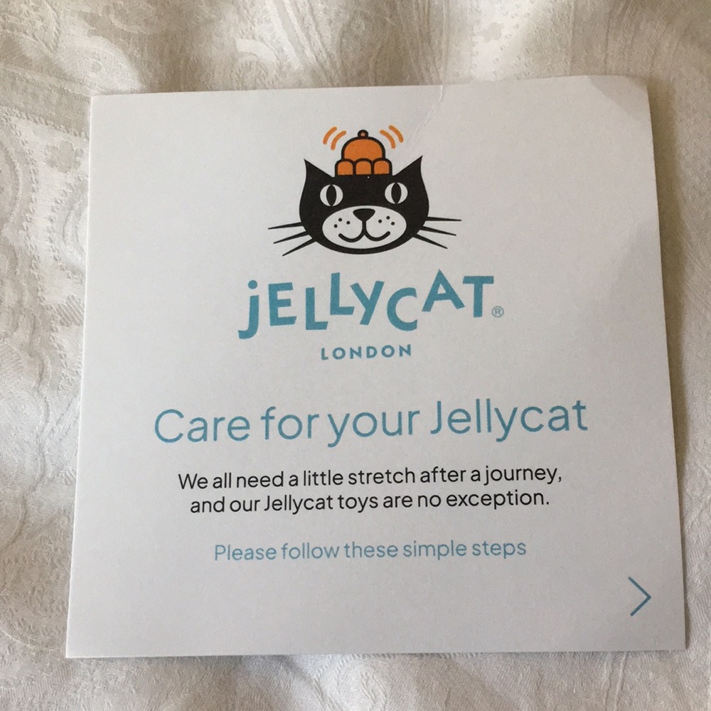 Authentic Jellycat Amuseables Peanut w/bag - Picture 10 of 12
